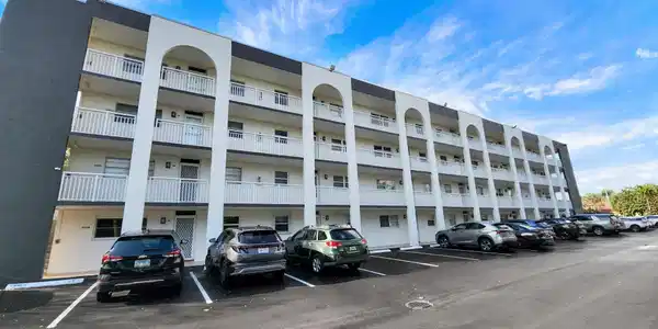 1541 S Ocean Boulevard