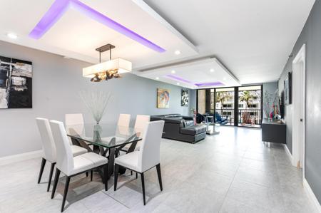 1167 Hillsboro Mile