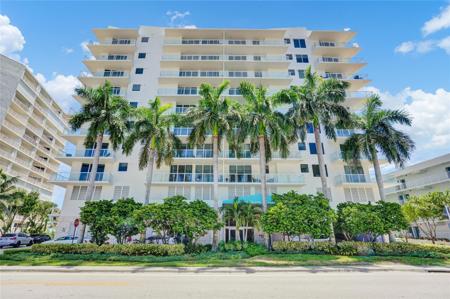 704 N Ocean Blvd