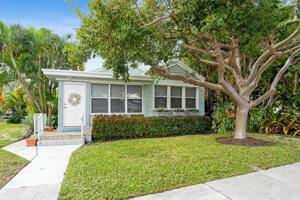 931 S Palmway