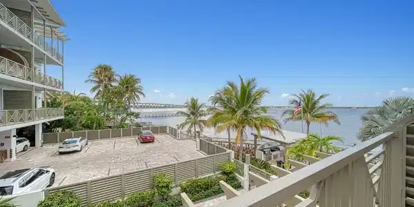Image 3: balconyview1.jpg-SMALL
