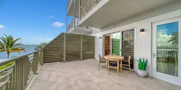 Image 4: patio3.jpg-SMALL