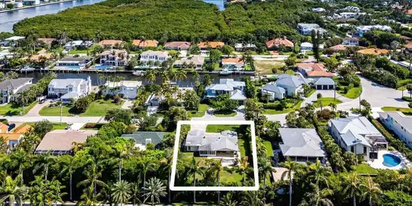 19 S Harbour Drive