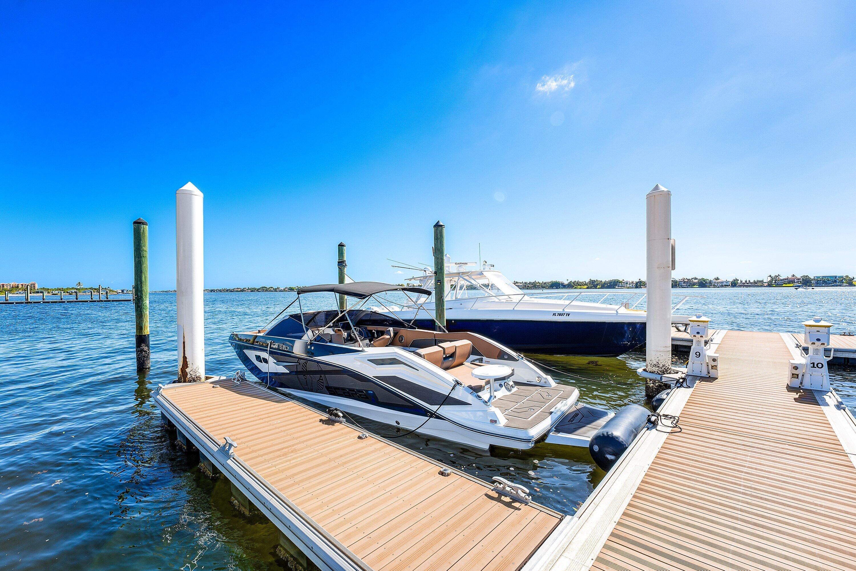 Image 3: 18x40 Boat Slip