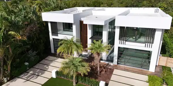 681 Golden Harbour Drive