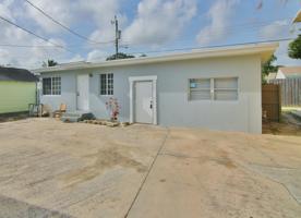 215 S Federal Highway