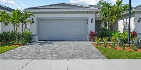 1223 Harper Way