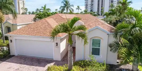 3254 Lakeshore Drive