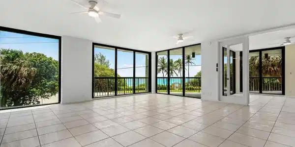 2401 N Ocean Boulevard