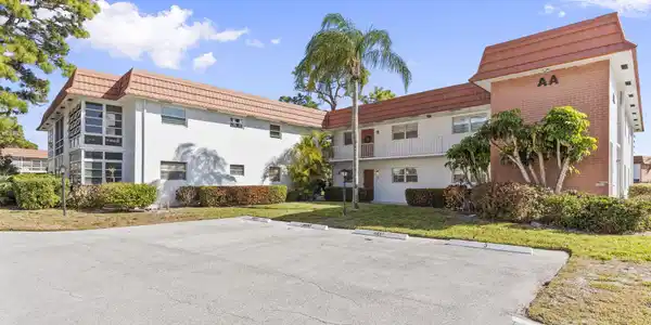 2600 SE Ocean Boulevard