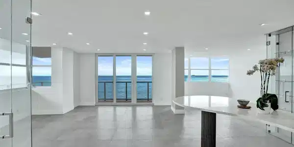 209 N Fort Lauderdale Beach Boulevard