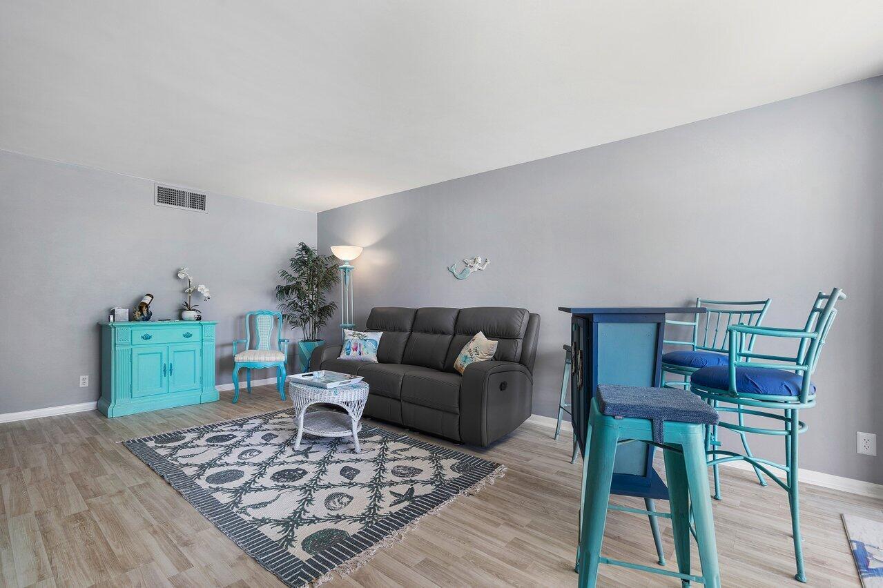 Image 3: 045-2525FloridaBoulevard-Unit130-DelrayB