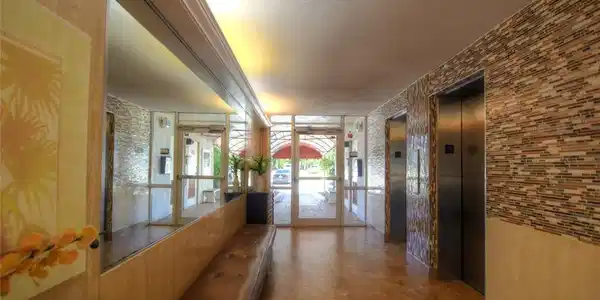 Image 2: Alfano2