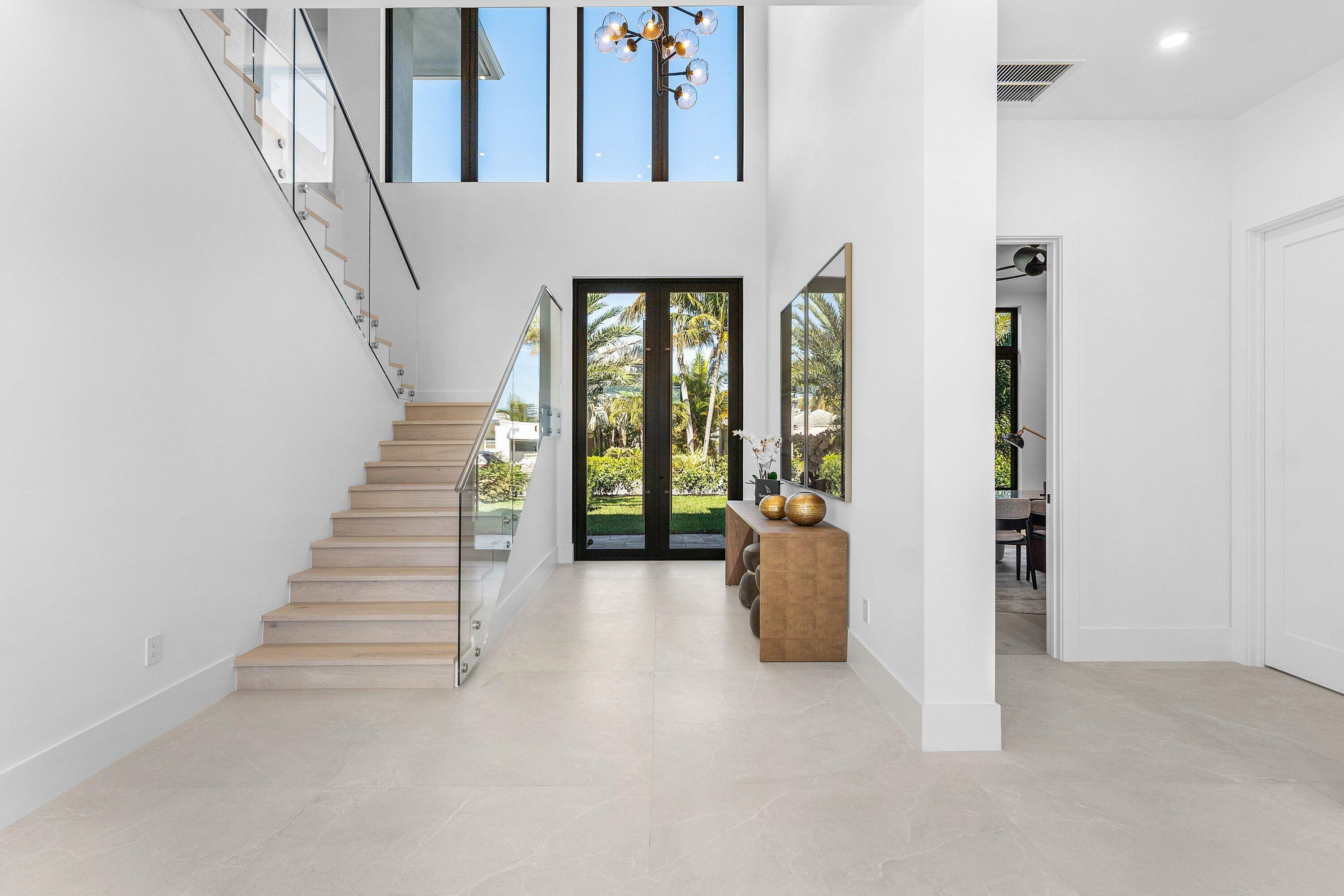 Image 3: 006-368ChurchillRoad-WestPalmBeach-FL-33