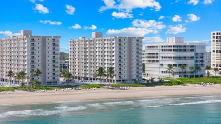 3215 S Ocean Blvd