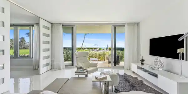 1225 S Ocean Boulevard