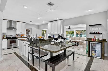 1517 SE 4th Court