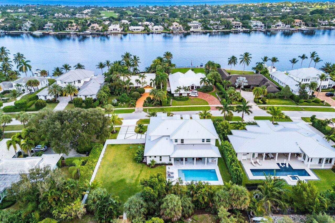 Image 4: 066-11823LakeShorePlace-NorthPalmBeach-F