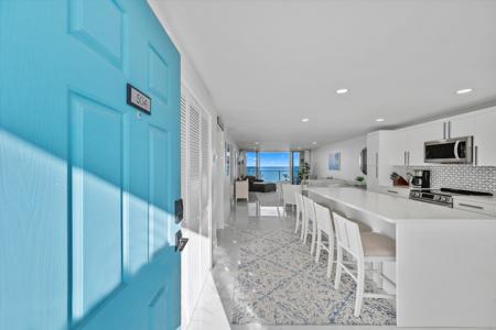 900 Ocean Drive