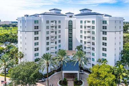 550 SE Mizner Boulevard