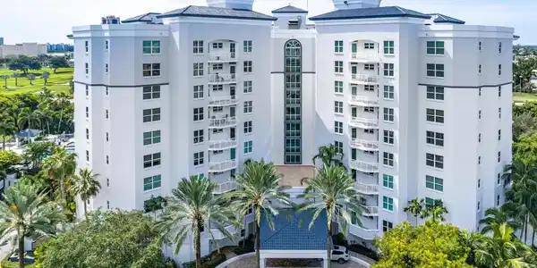 550 SE Mizner Boulevard