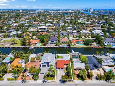 2417 E Las Olas Blvd