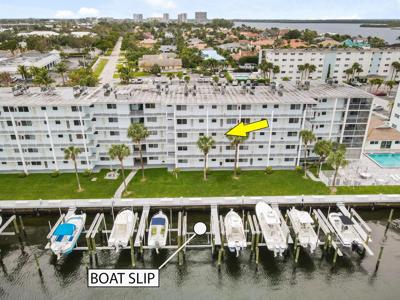 108 Paradise Harbour Boulevard