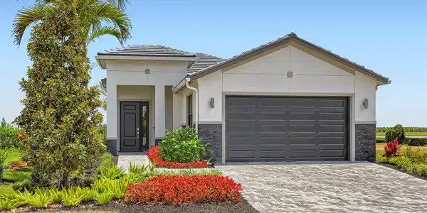 345 SE Fascino Circle