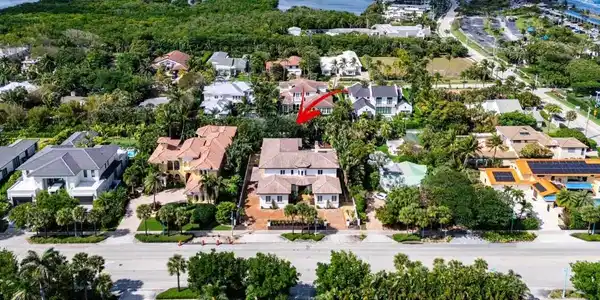 14 E Ocean Avenue
