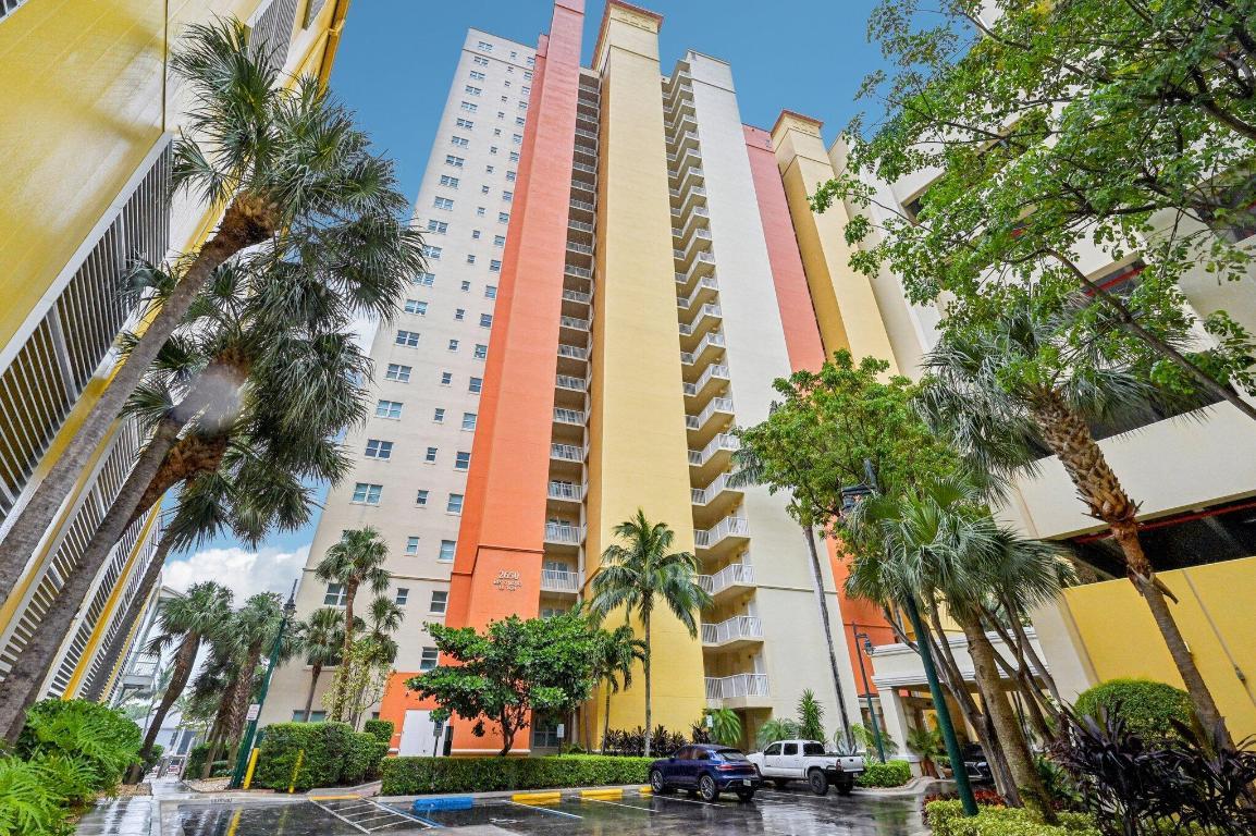 Image 2: 1-web-or-mls-Lake Shore Dr 1006-0406-001