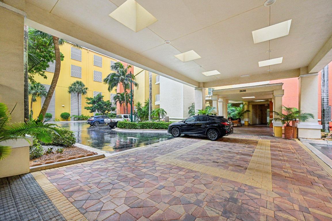 Image 3: 2-web-or-mls-Lake Shore Dr 1006-0406-002