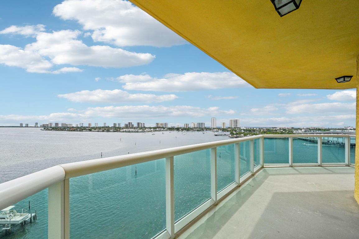 Image 4: 33-web-or-mls-Lake Shore Dr 1006-0406-03
