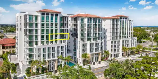 475 E Royal Palm Road