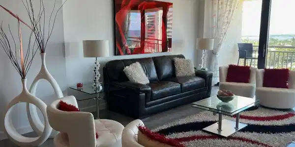 Image 2: Living Room