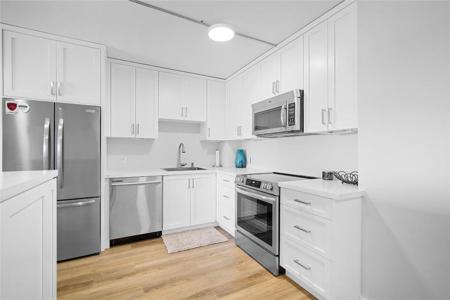 1625 SE 10th Avenue