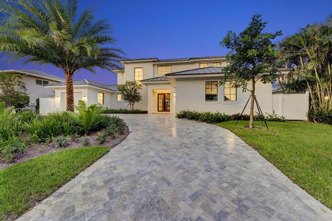 Image 3: Exterior elevation