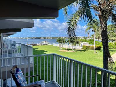 311 E Ocean Avenue
