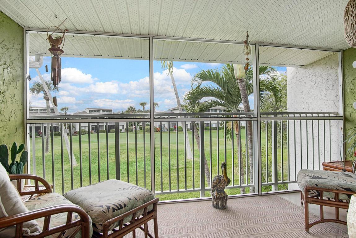 Image 4: Main lanai