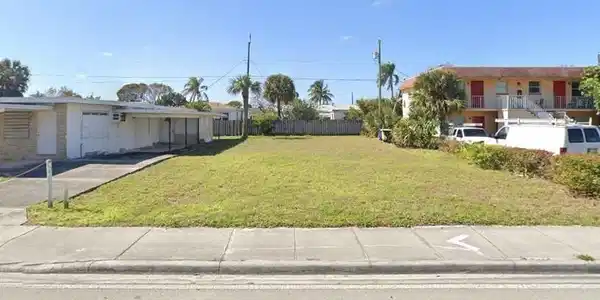 1413 N Federal Highway