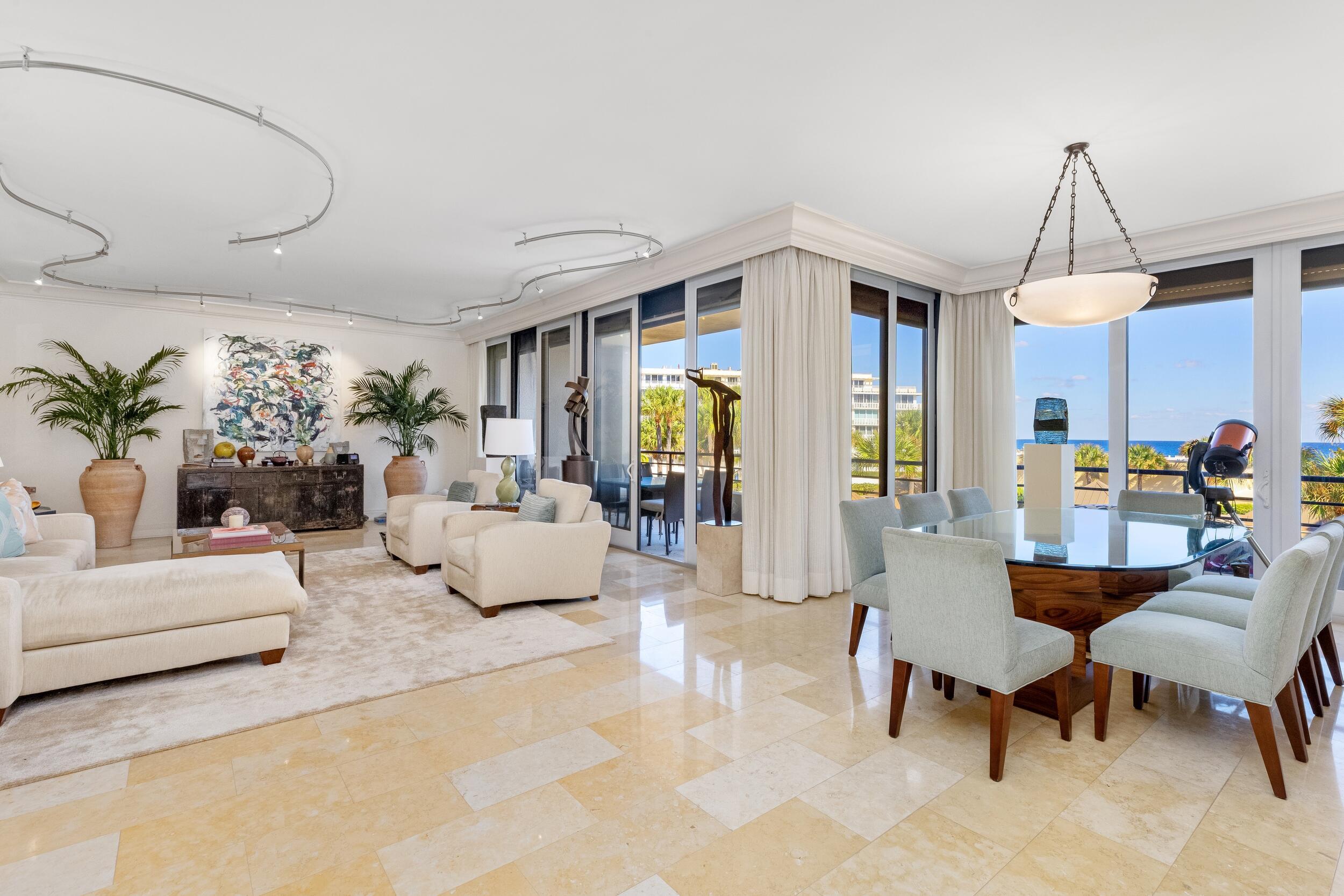 Image 1: Living Area