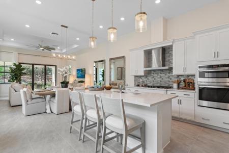 520 SE Fascino Circle