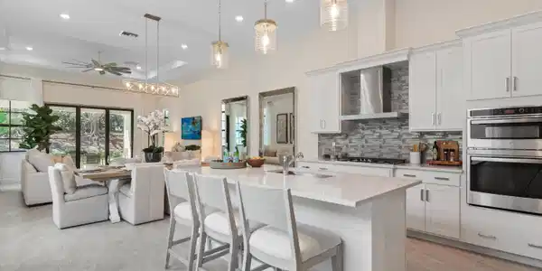 520 SE Fascino Circle