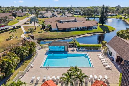 6531 SE Federal Highway