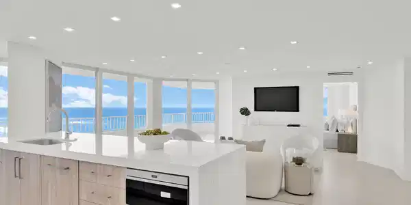 550 S Ocean 2001 Boulevard