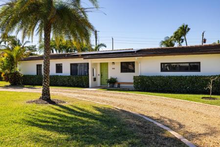 310 Orange Way