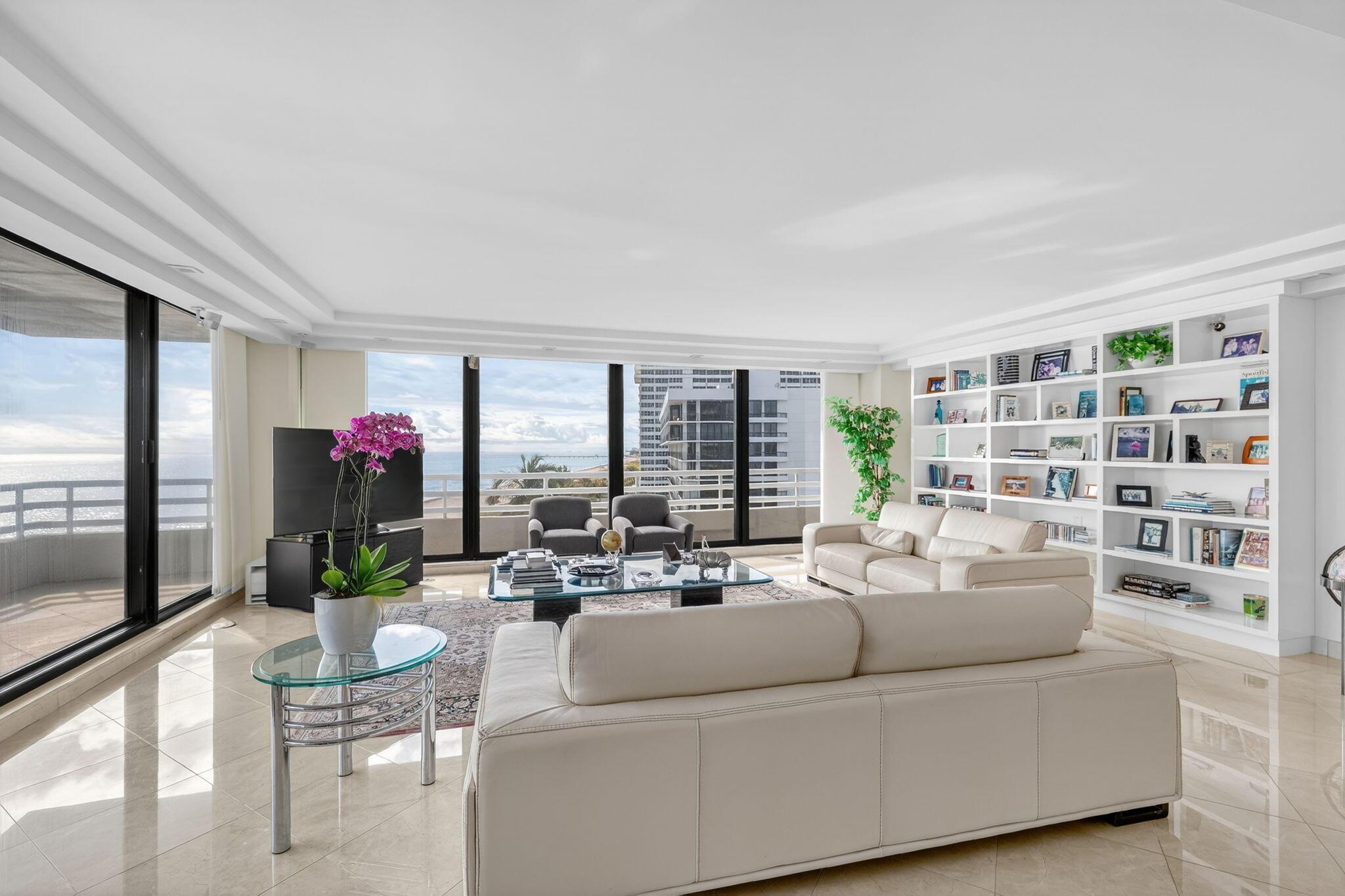 Image 2: Living Area