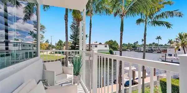 535 Hendricks Isle