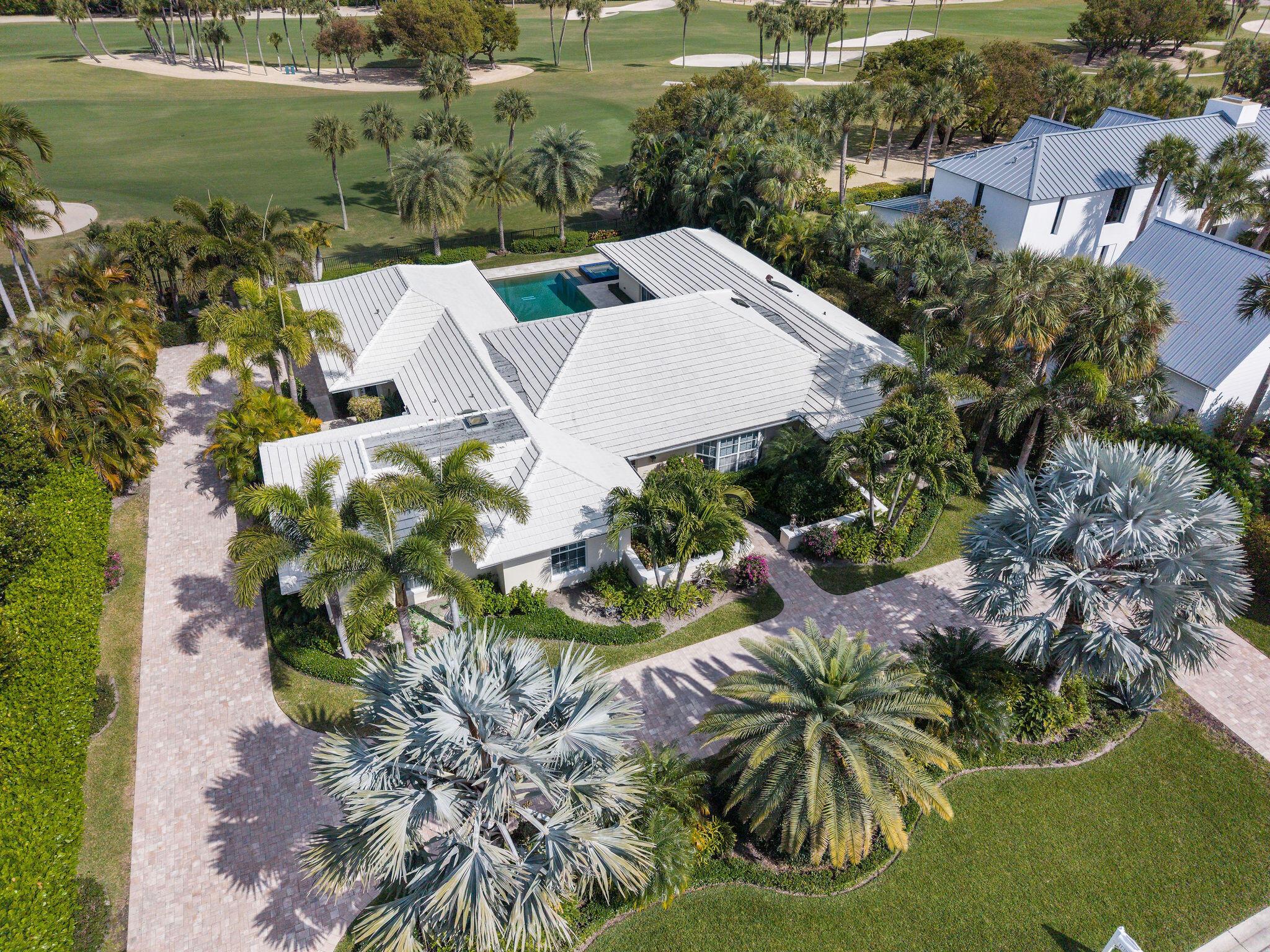 Image 2: 11354golfviewln-1