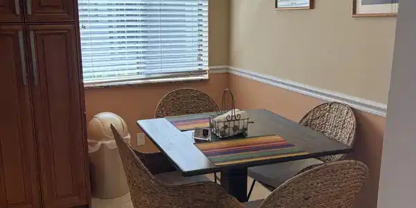 Image 4: Pelican Pointe kitchen 2