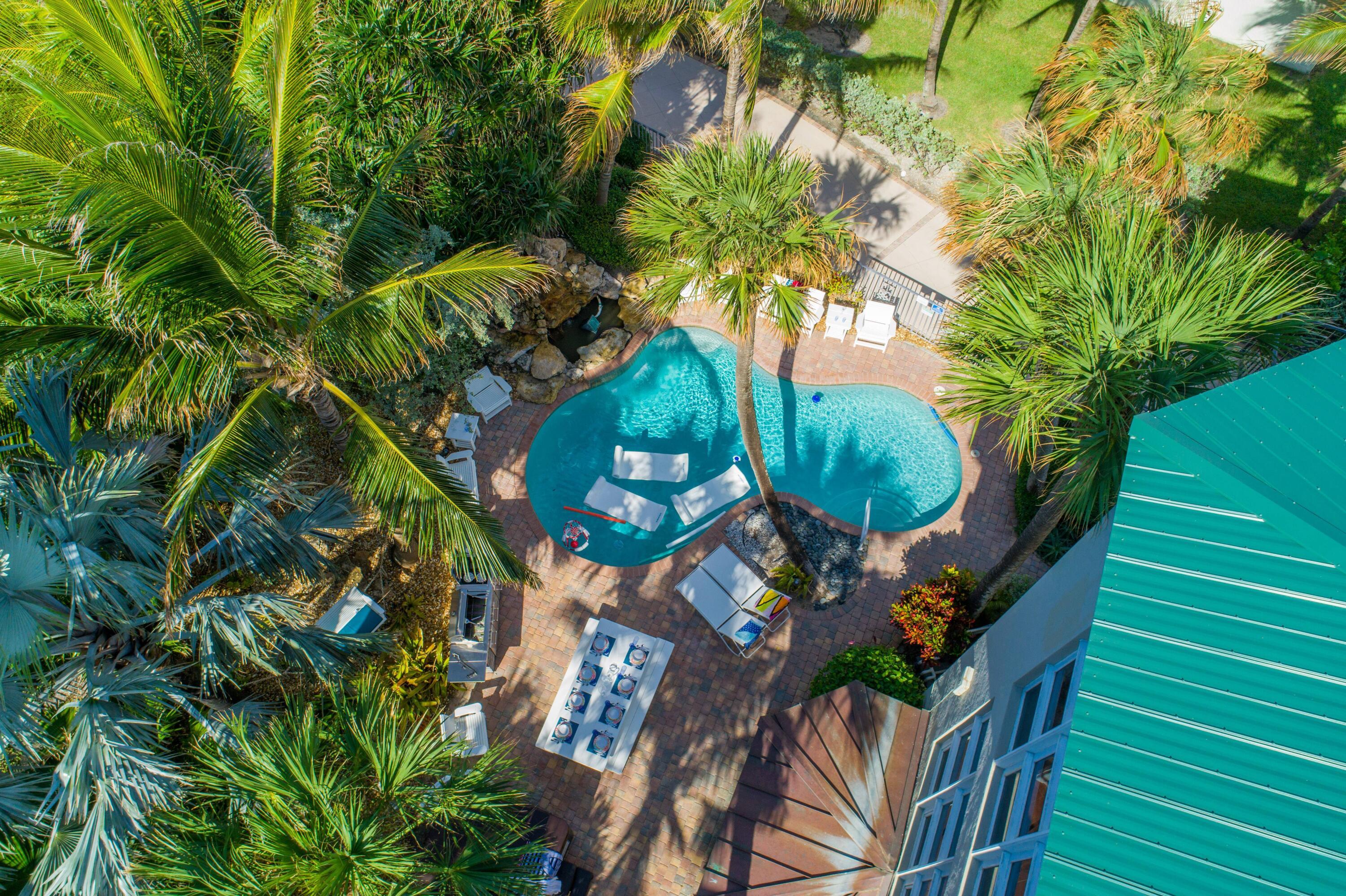 Image 3: Overhead pool